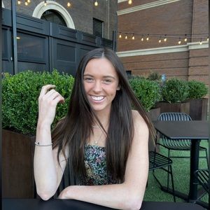 Meet your Posher, Avery